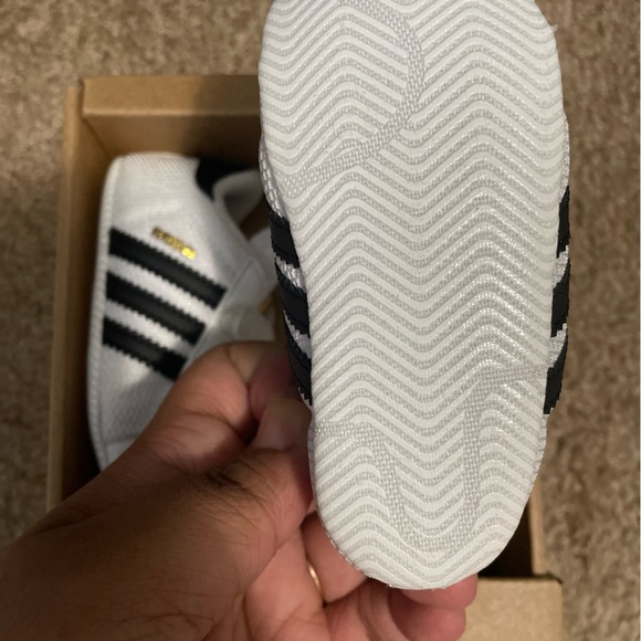 Baby Adidas Originals Superstar Crib - Picture 5 of 5